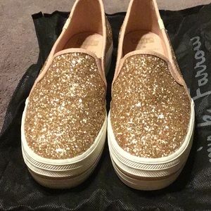 Kate Spade Keds Sneakers peachy pink Sparkle Size 6 Slip on